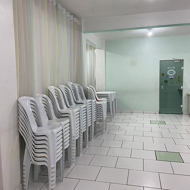 Salão Térreo MinanaFest - Área de jogos pebolim e sinuca